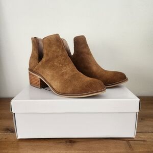 Steve Madden Lancaster Sue Suede Booties Sz 7.5 Cowboy Stagecoach
